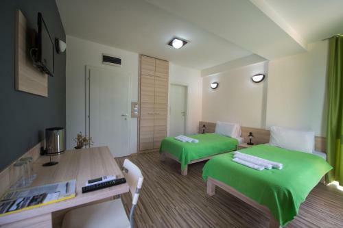 Theatre Apartments