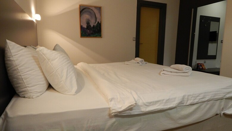 Atlas City Center Hotel