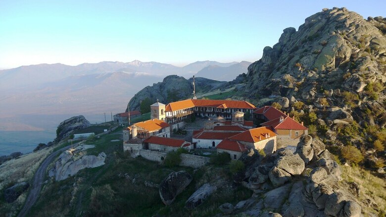 Atlas City Center Hotel