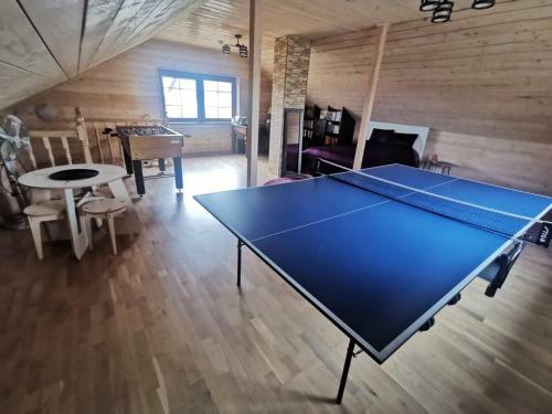 Hostal Arturas Guest House