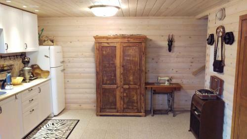 Hostal Arturas Guest House