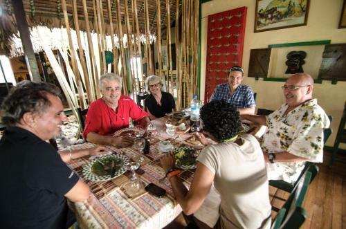 Hotel Les Bungalows D'ambonara