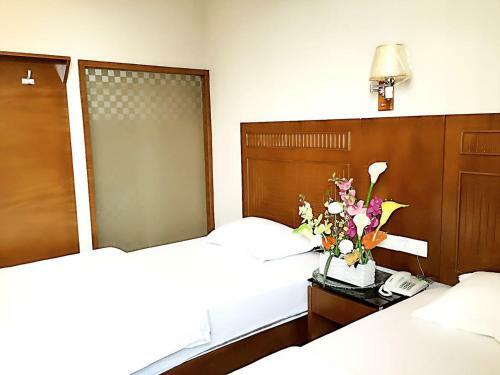 Fan Holiday Hotel