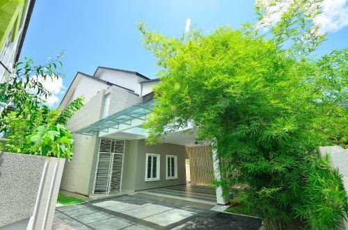 Iris Luxury Service Villa