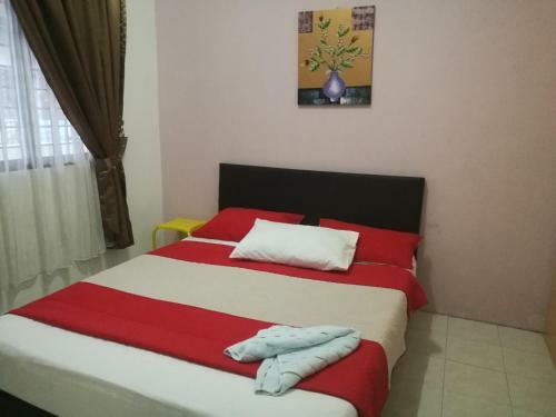 Homestay Husna Ipoh Station 18