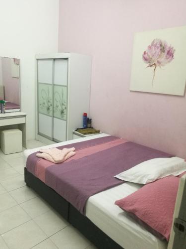 Homestay Husna Ipoh Station 18