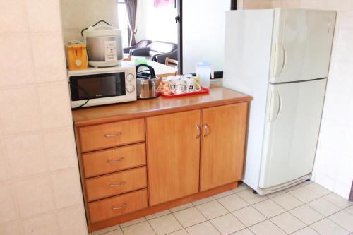 Apartamentos Marimari Marina Service Condo