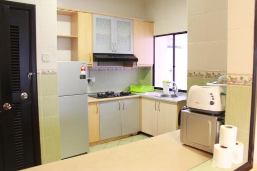 Apartamentos Marimari Marina Service Condo