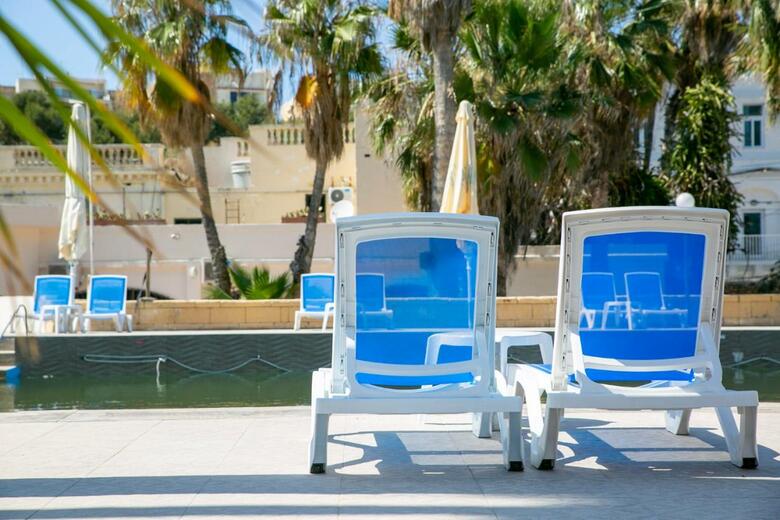 Beach Garden Hotel