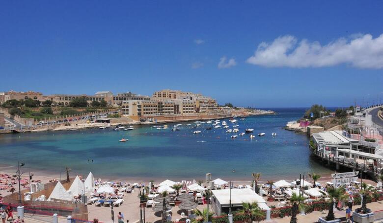 Beach Garden Hotel