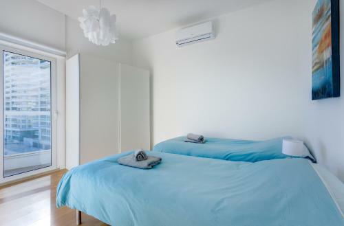 Apartment With Stunning Seaviews