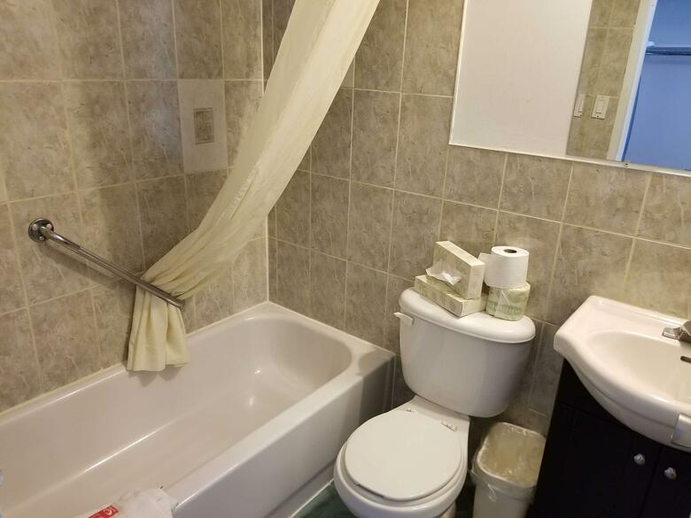 Hotel Econo Lodge Aeroport