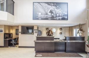 Hotel Comfort Inn  Suites