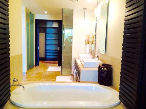 Apartamento Los Veneros Beachfront Luxury Residences