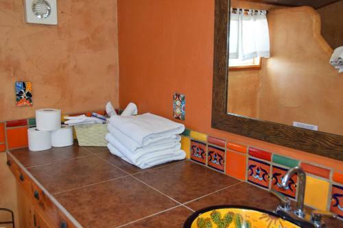 Hostal Leo's Baja Oasis