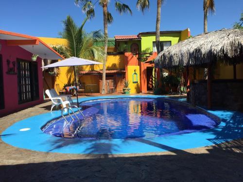 Hostal Leo's Baja Oasis