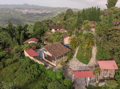 Hotel Caba�as Los Achicuales