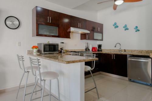 Apartamento Luxury Poolside Condo