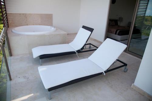 Bahia Principe Vacation Rentals - Three-bedroom House