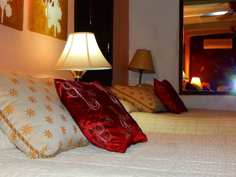 Hotel Torres Del Fuerte