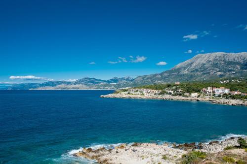 Open Sea Luxury Apartments