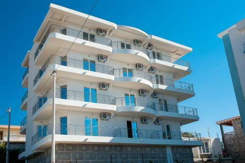 Open Sea Luxury Apartments