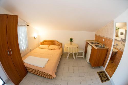 Hostal Guest House Slavuj