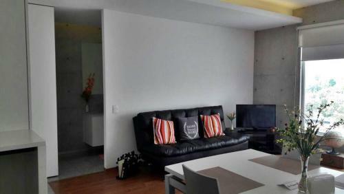 Gym & Pool. Loft Condesa Double Level Apartment