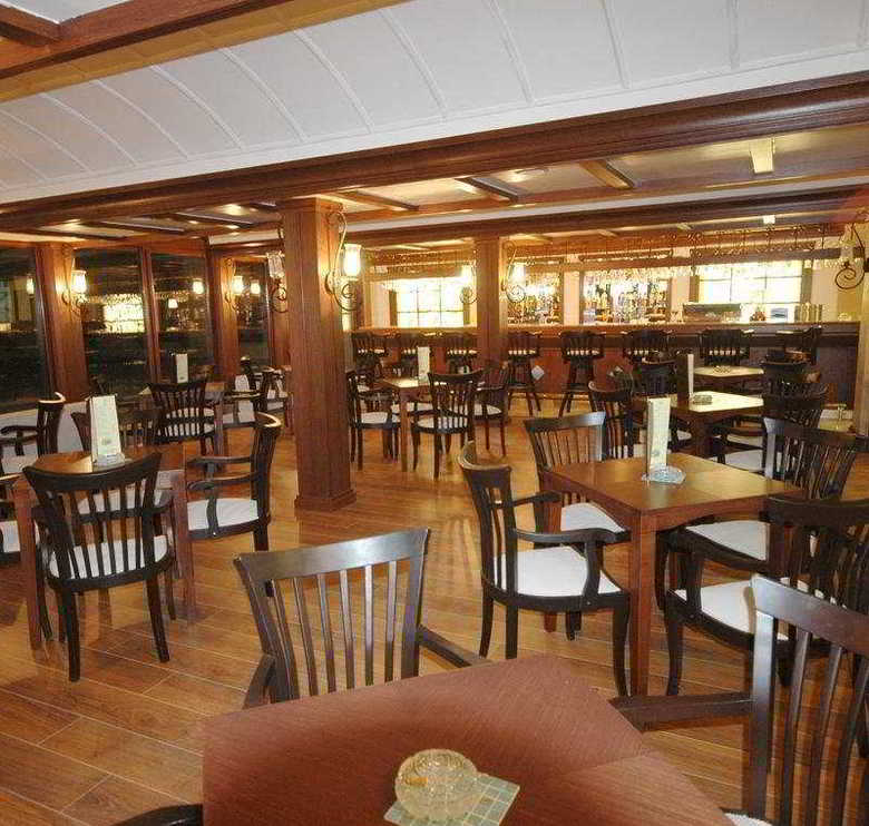 Tourist Hotel