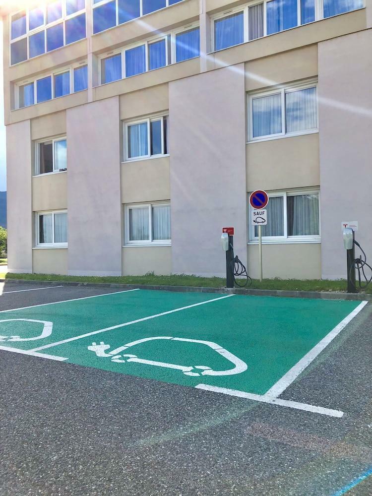 Hotel Holiday Inn Thoiry (geneva Airport)