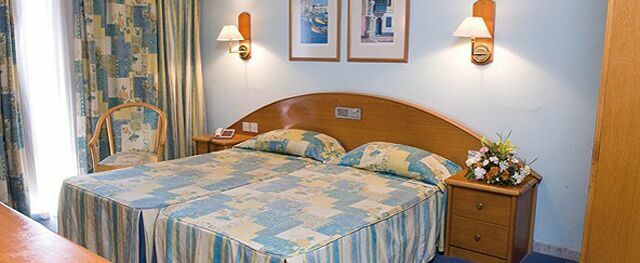 Hotel Santana