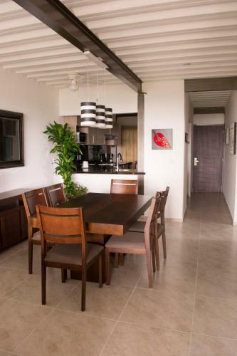Hotel Vista Real Villas & Spa