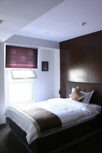 Ub Inn Hotel & Gallery