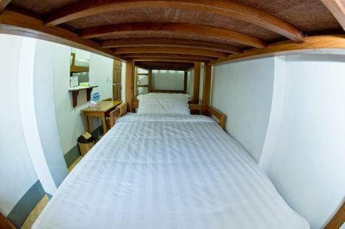 Albergue Ngapali Banyan (ii)
