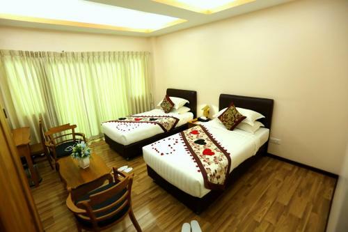 The Floral Breeze Hotel Yangon