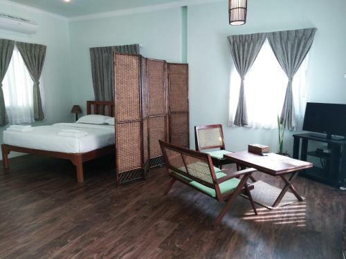 Hotel 7 Mile Highland Residence