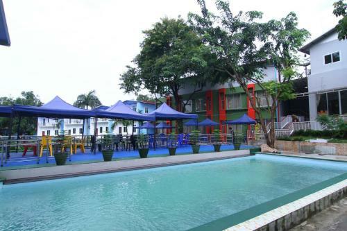 Green Acres Service Apartment
