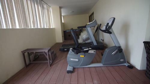 Pearlwort Hotel And Suites