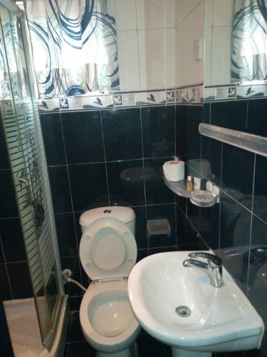 Hotel Erith Apartments And Suites Ltd