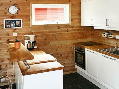 Holiday Home St�lsvikvegen