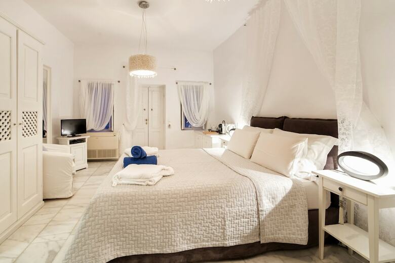 Aparthotel Armeni Village