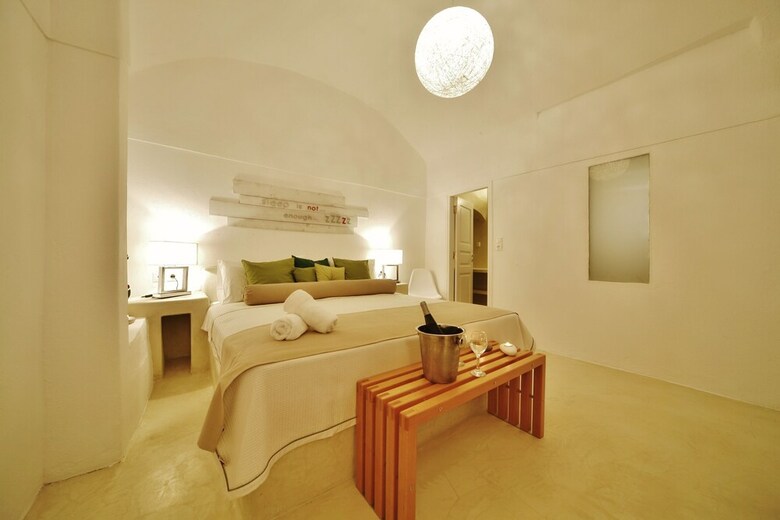 Aparthotel Armeni Village