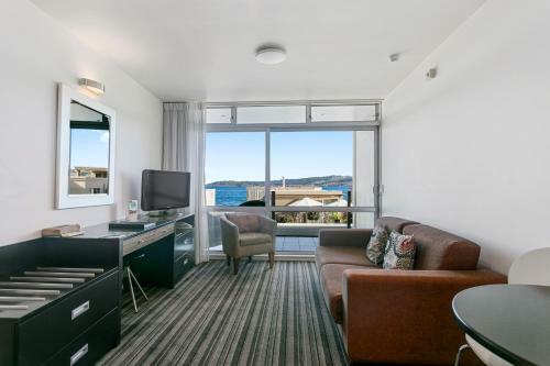 The Reef Resort Motel