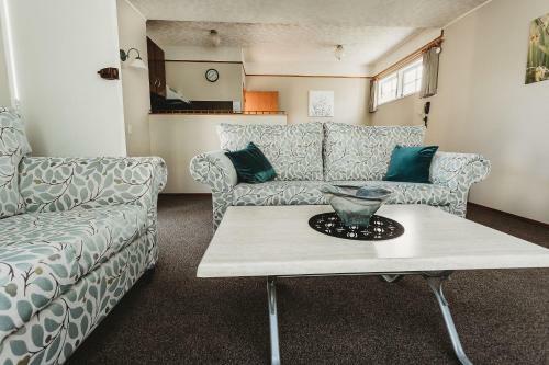 Coromandel Colonial Cottages Motel