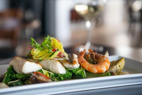 Vineyard Cottage - Paroa Bay Winery