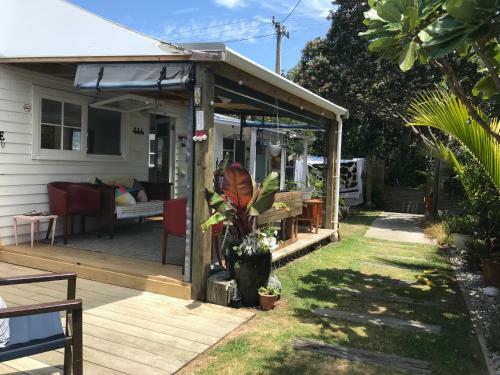 Bed & Breakfast 36 Steps To The Beach