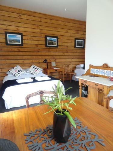 Bed & Breakfast Kotuku Cottage