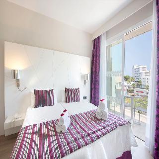 Hotel Playa De Muro Suites