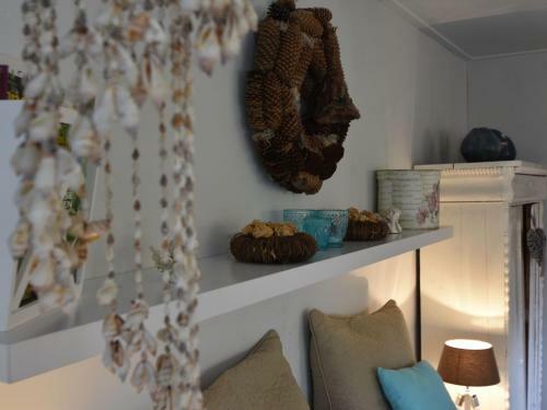 Holiday Home Bebke S Cottage