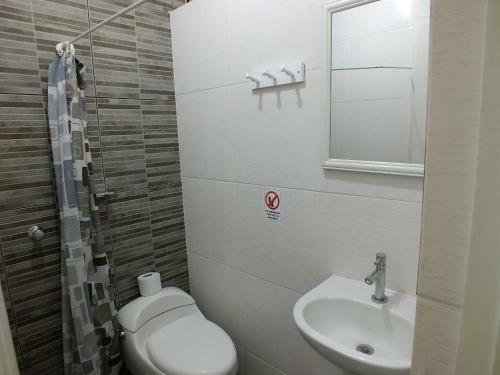 Hotel Hostal Gazu